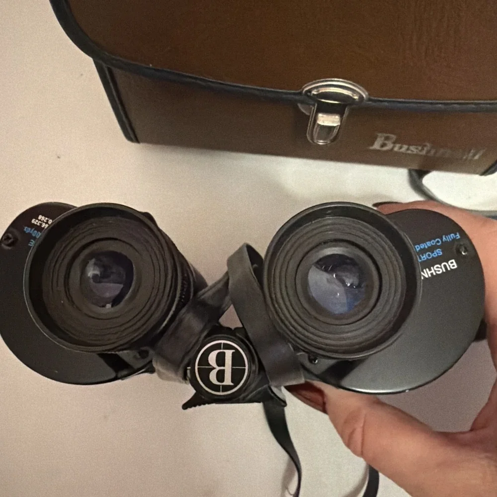 Vintage Bushnell 7x35 Binoculars Wide Angle InstaFocus Sportview With Hard Case